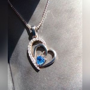 Heart shaped sapphire pendant necklace